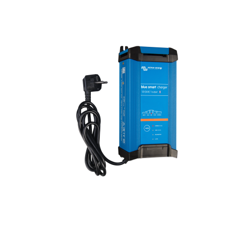 Blue Smart IP22 Charger 12/20 (1)